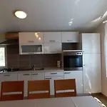 Apartment Vir Daire