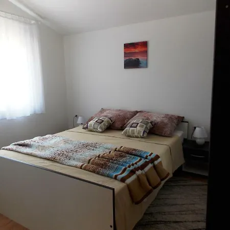 Apartment Vir 维尔