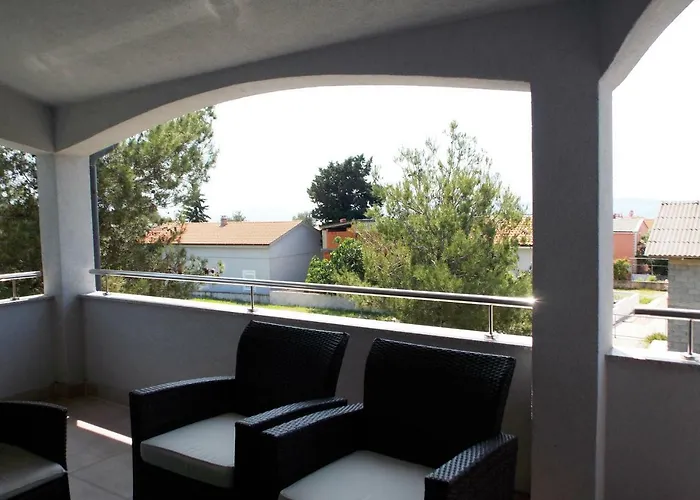 Apartment Vir
